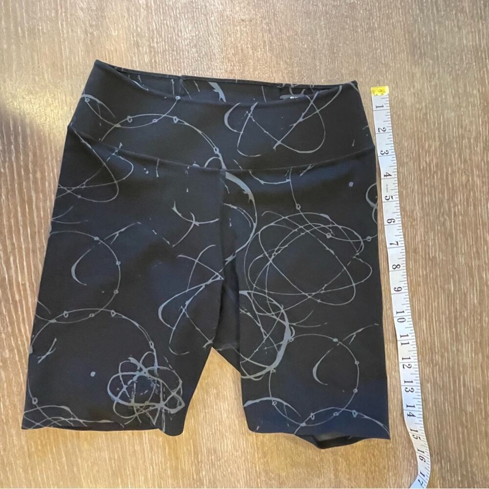 Uniqlo Solar System Biker Shorts XXS - Picture 5 of 5